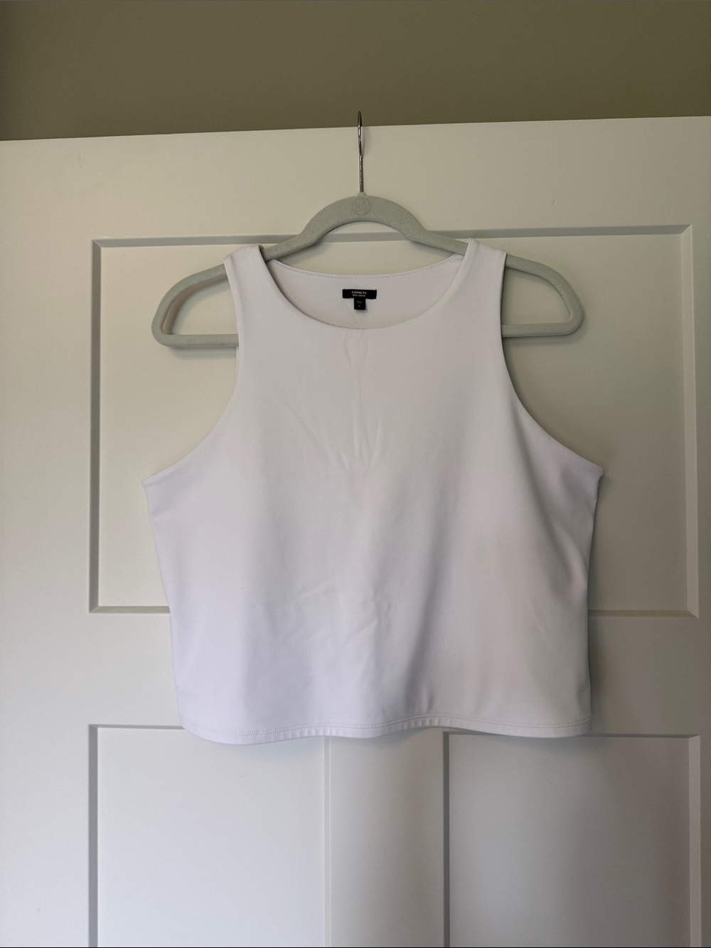 Express White Scoop Neck Cropped Tank